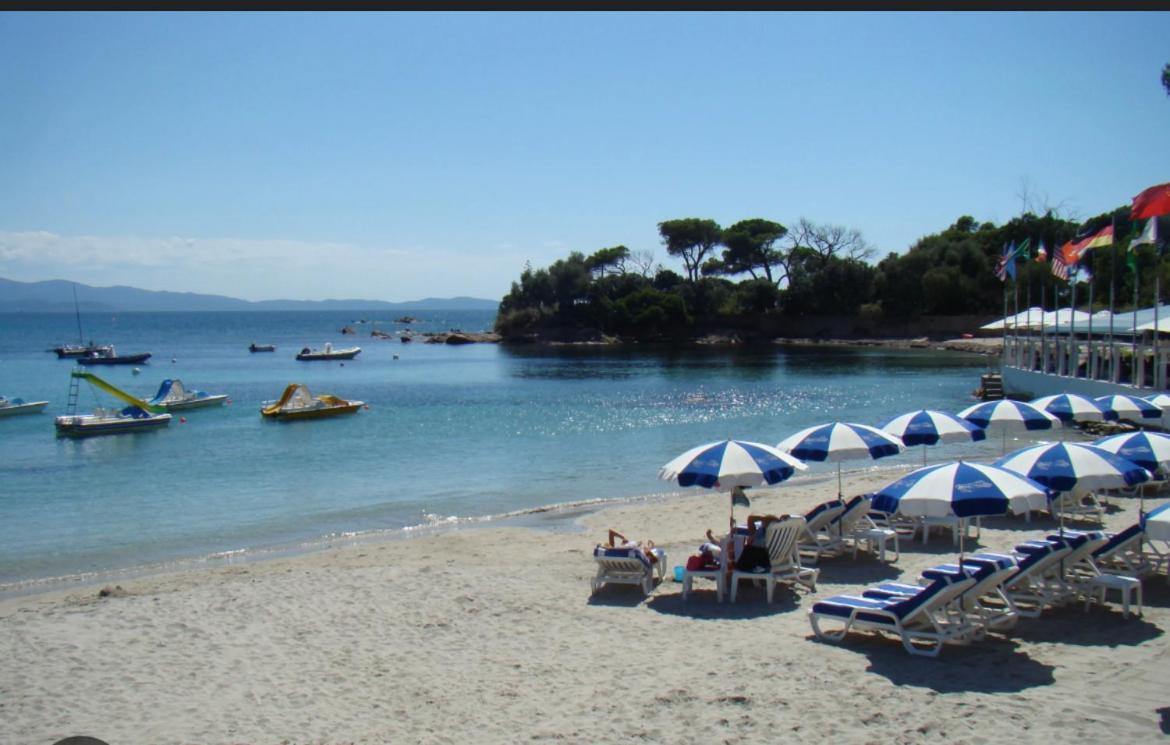 Superbe Pieds Dans L Eau Ajaccio Face A La Mer Plage De Sable Fin Route Des Iles Des Sanguinaires Kültér fotó